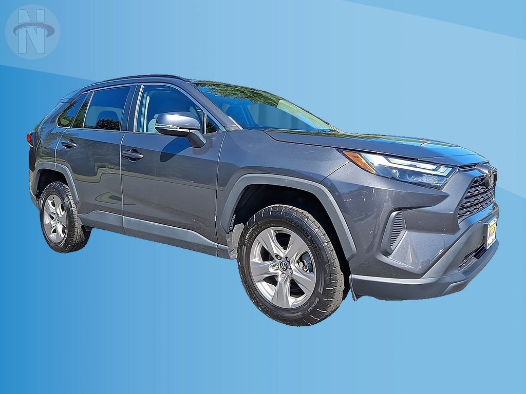 Used 2022 Toyota RAV4 XLE w/ Convenience Package AWD/4WD image 1