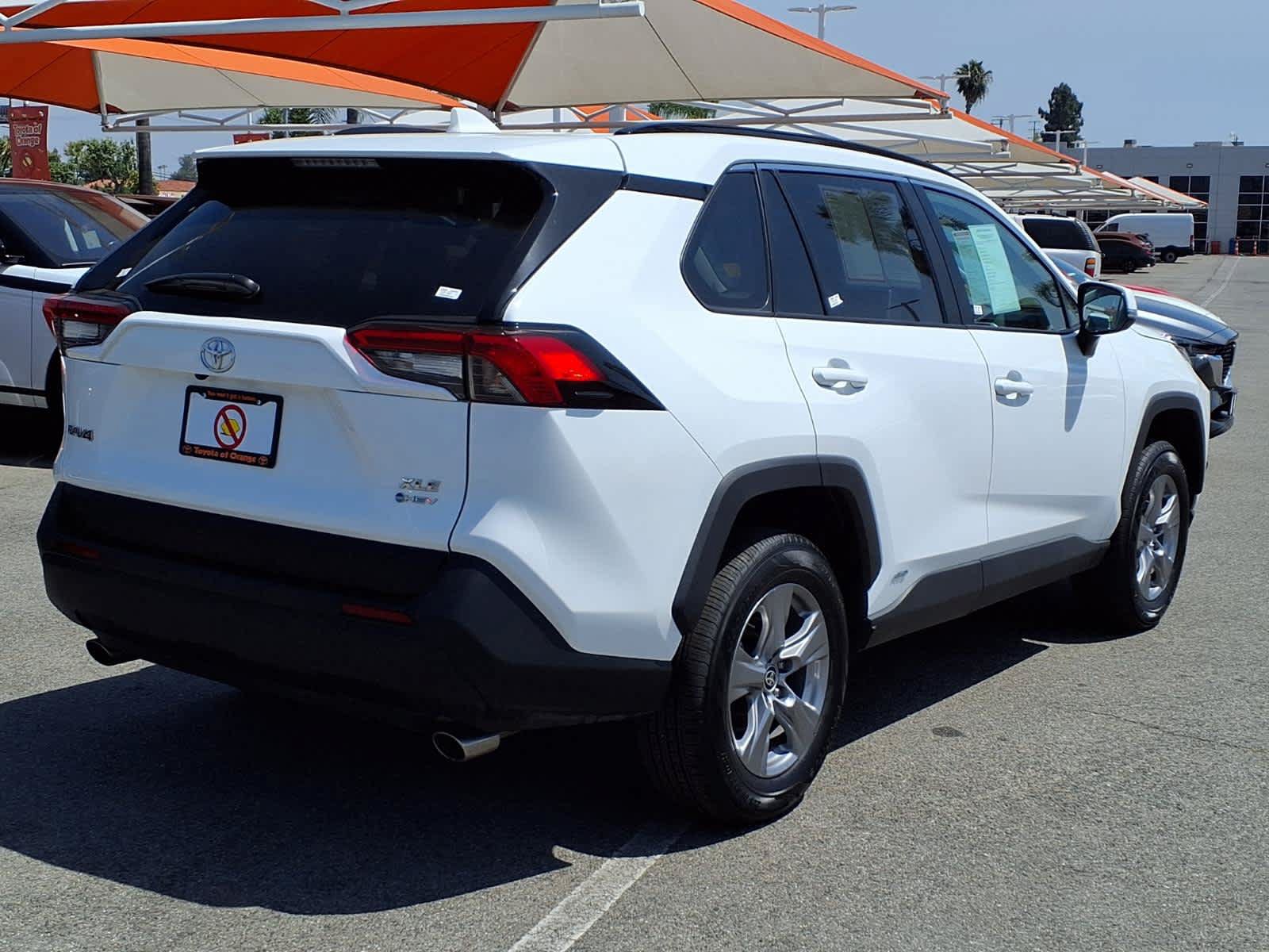 Certified 2025 Toyota RAV4 XLE AWD/4WD image 6