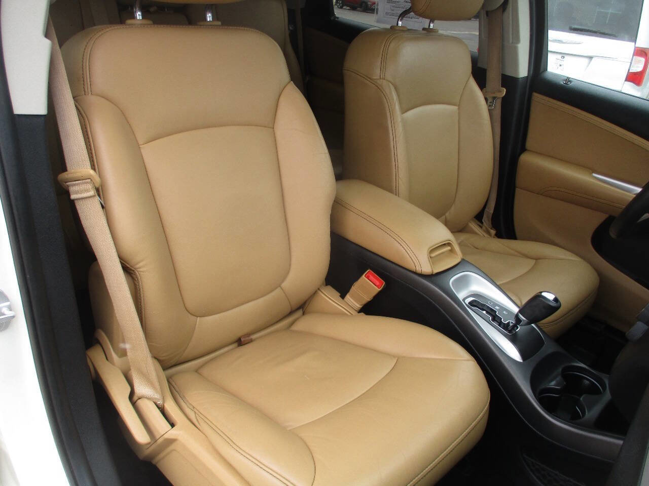 Used 2015 Dodge Journey Limited w/ Sun/Sound & Wheel Group AWD/4WD image 33