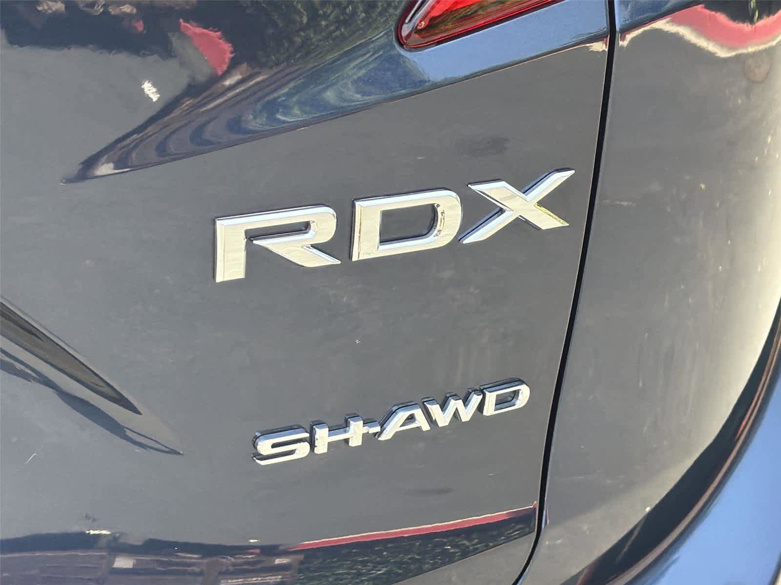 Certified 2025 Acura RDX SH-AWD w/ Technology Package image 8