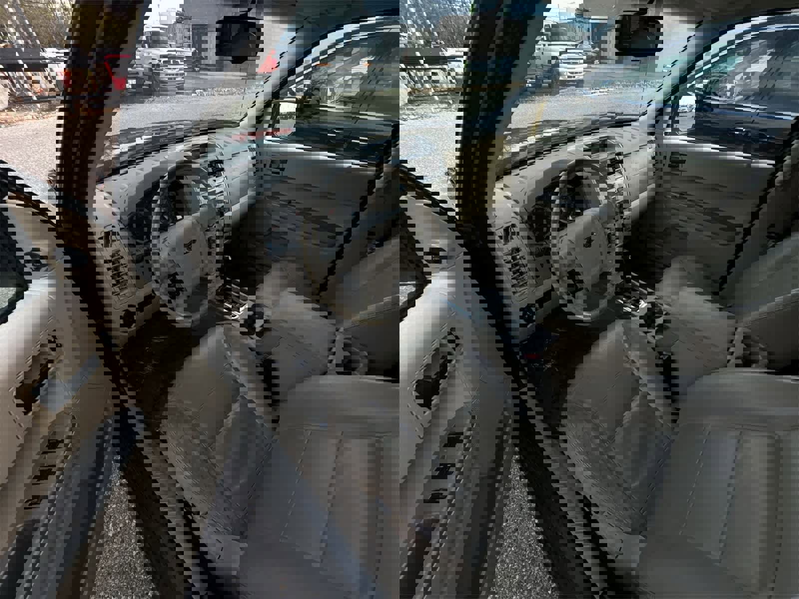 Used 2008 Ford Escape XLT image 10