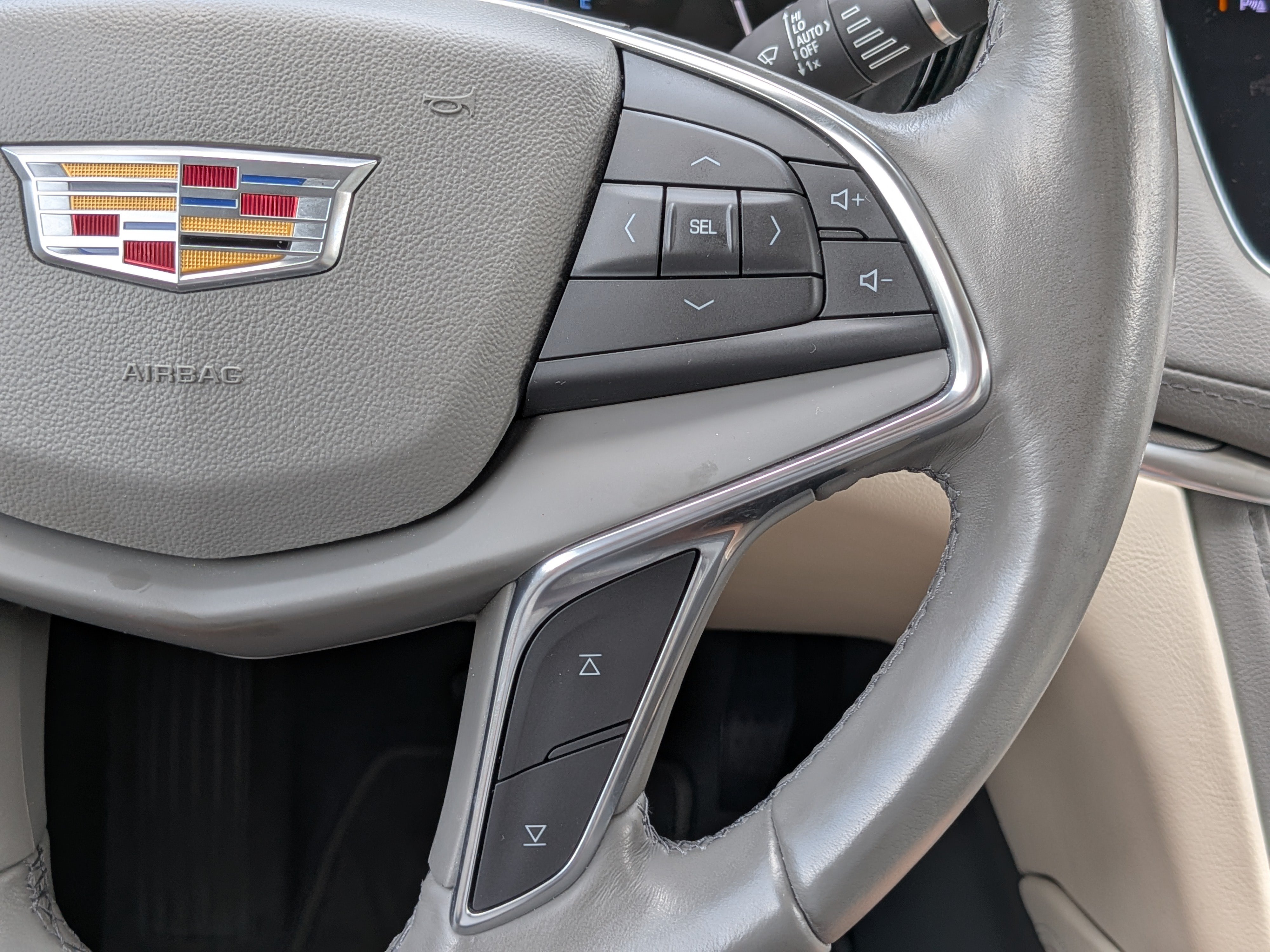 Certified 2019 Cadillac XT5 Luxury FWD image 27