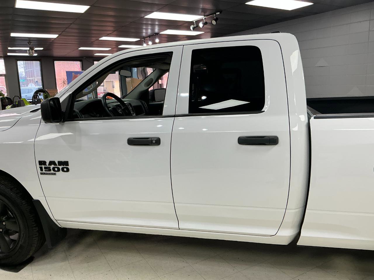 Used 2019 RAM 1500 Express w/ Express Value Package AWD/4WD image 33