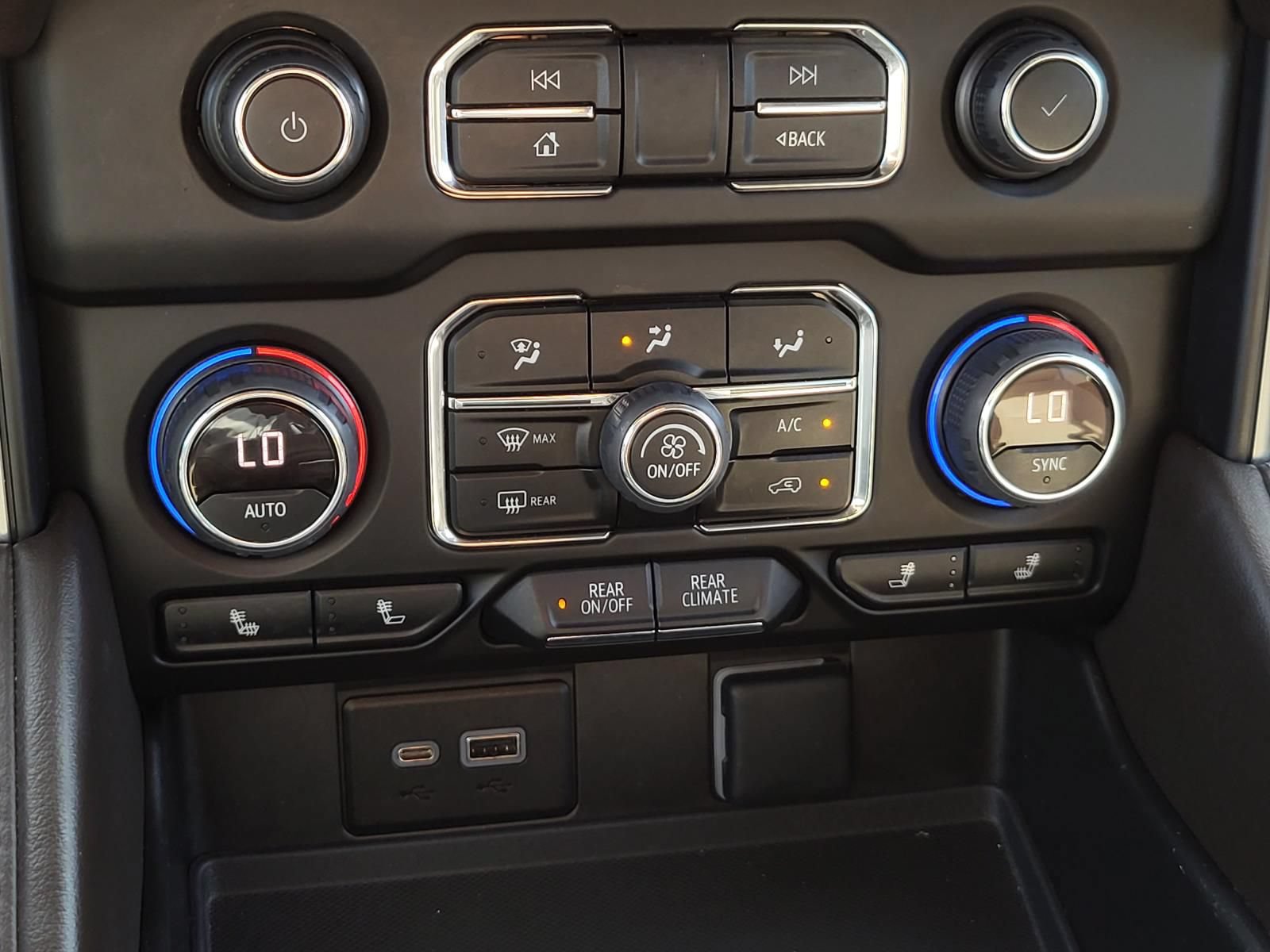 Used 2023 Chevrolet Tahoe LT AWD/4WD image 25