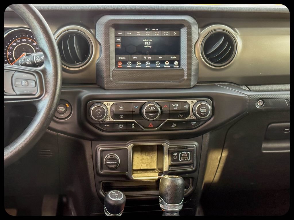 Used 2023 Jeep Wrangler Unlimited Sport AWD/4WD image 21