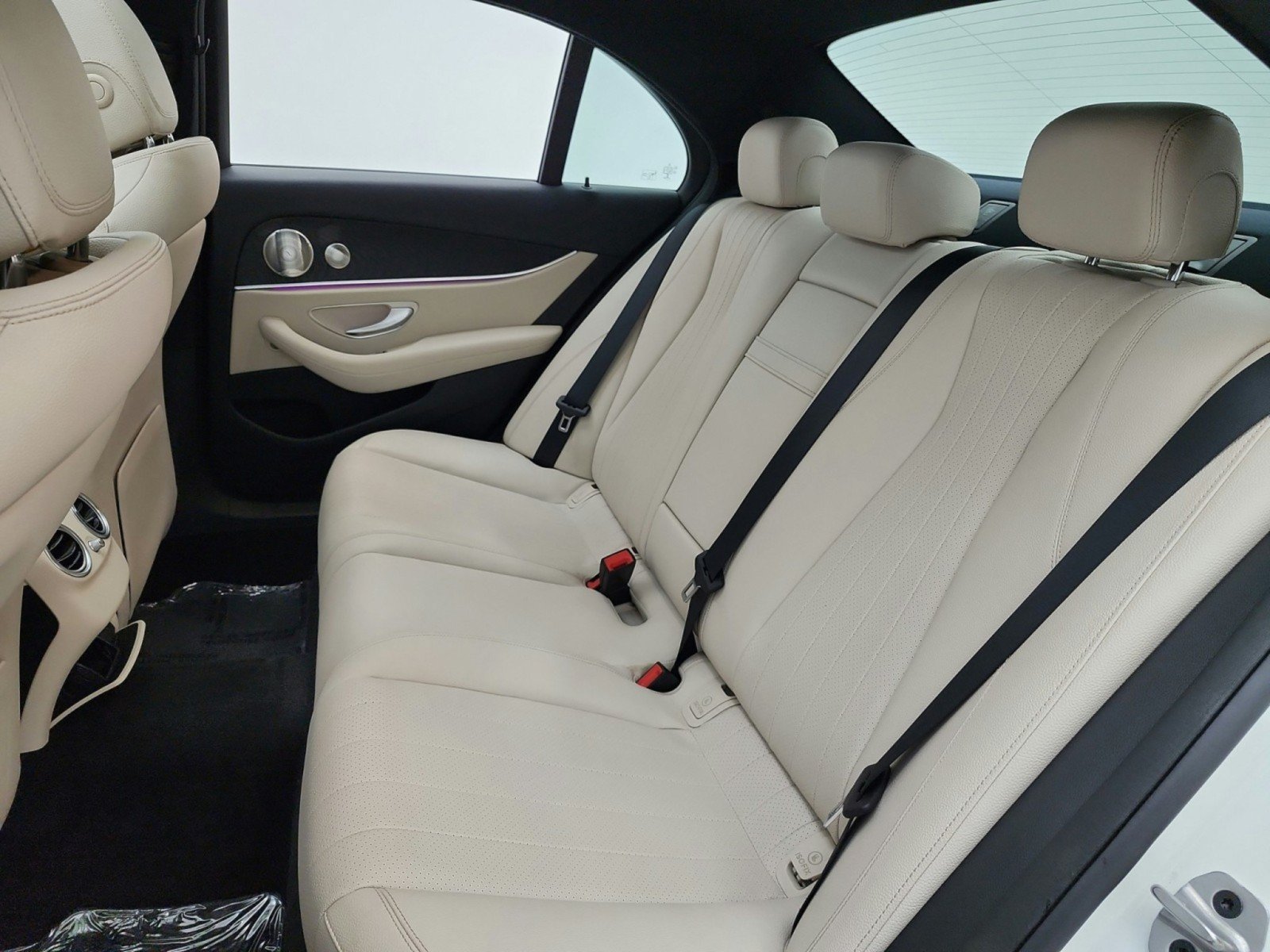 Used 2021 Mercedes-Benz E 350 Sedan image 13