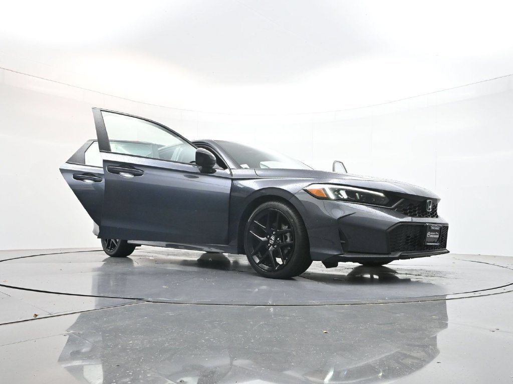 Used 2025 Honda Civic Sport image 25