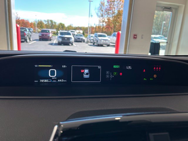 Used 2022 Toyota Prius XLE AWD/4WD image 15