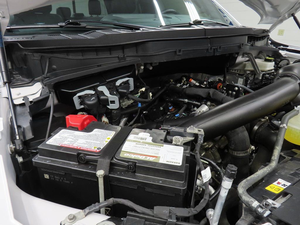 Used 2025 Ford F150 Platinum image 27