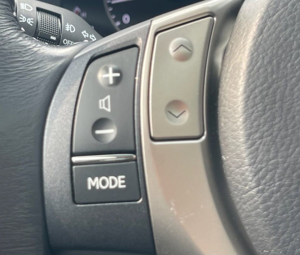 Used 2015 Lexus ES 350 w/ Premium Package FWD image 21