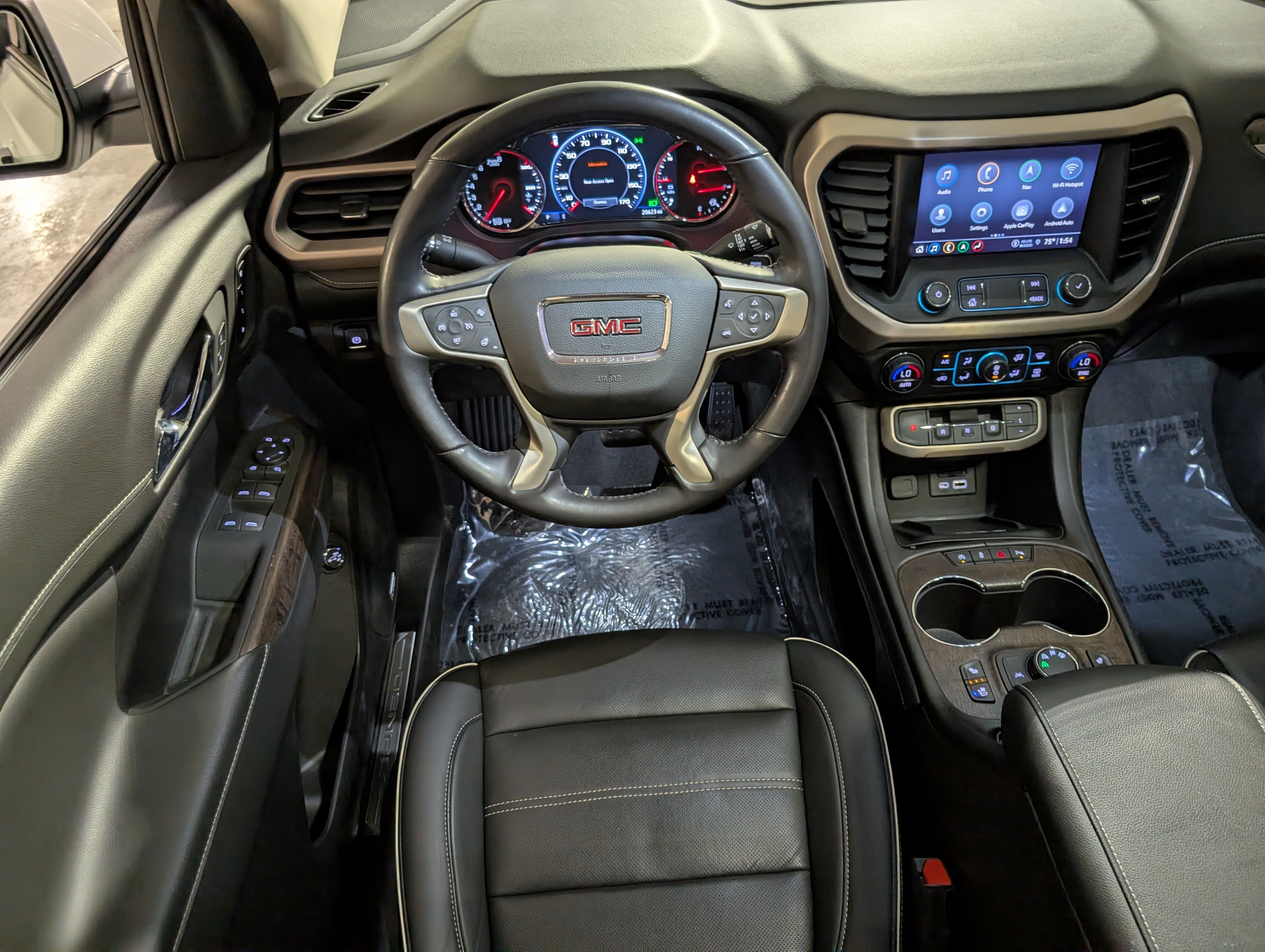 Used 2022 GMC Acadia Denali w/ Denali Ultimate Package AWD/4WD image 6