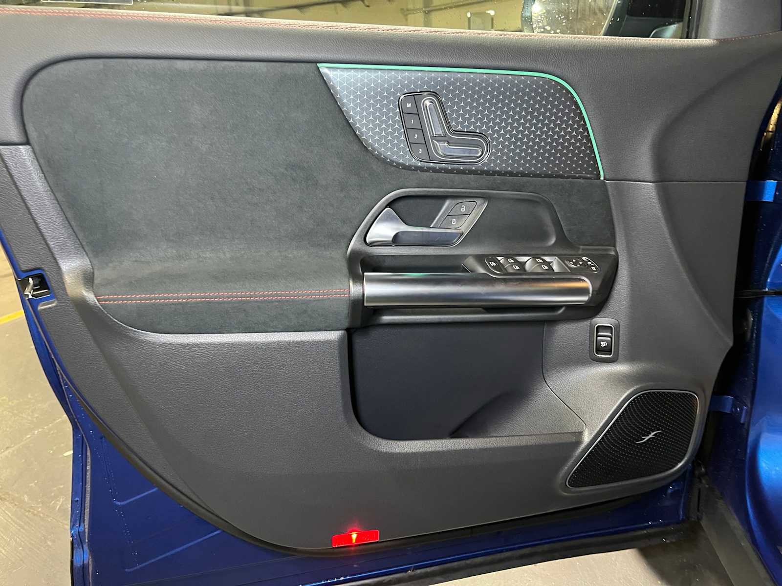 Used 2025 Mercedes-Benz GLA 250 4MATIC image 22