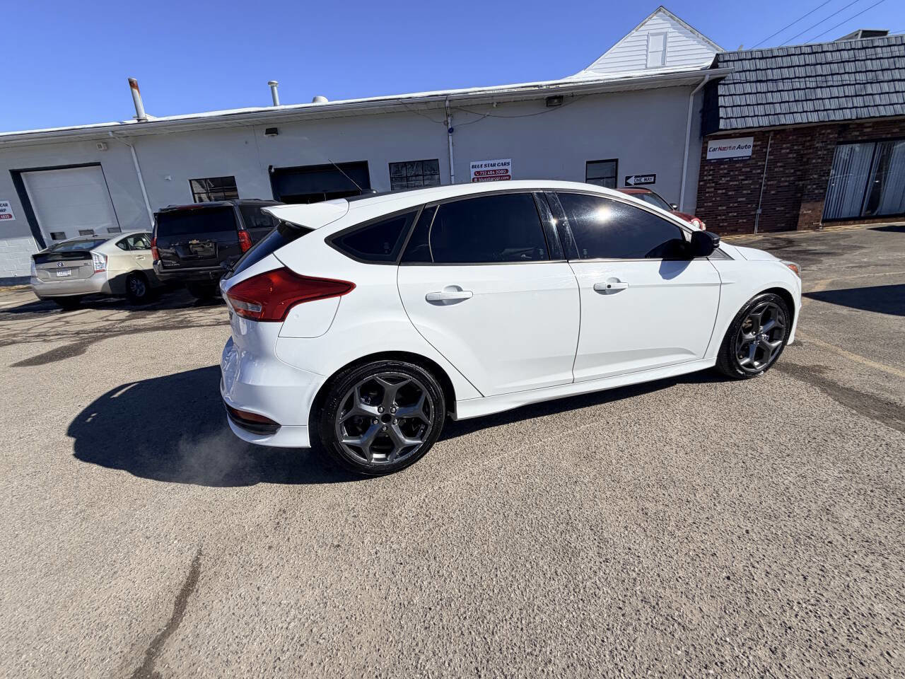 Used 2016 Ford Focus ST image 45