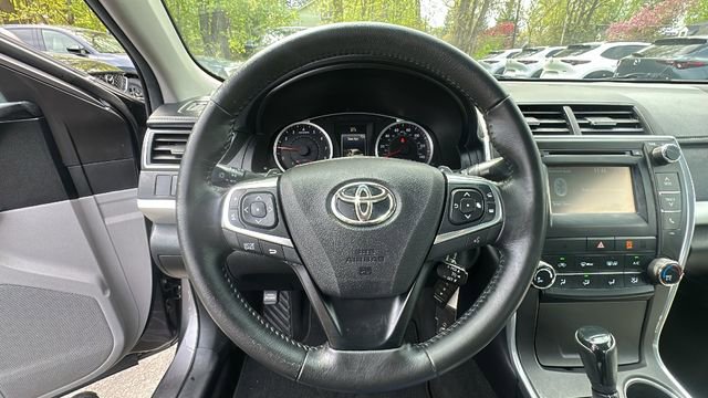 Used 2015 Toyota Camry SE FWD image 15