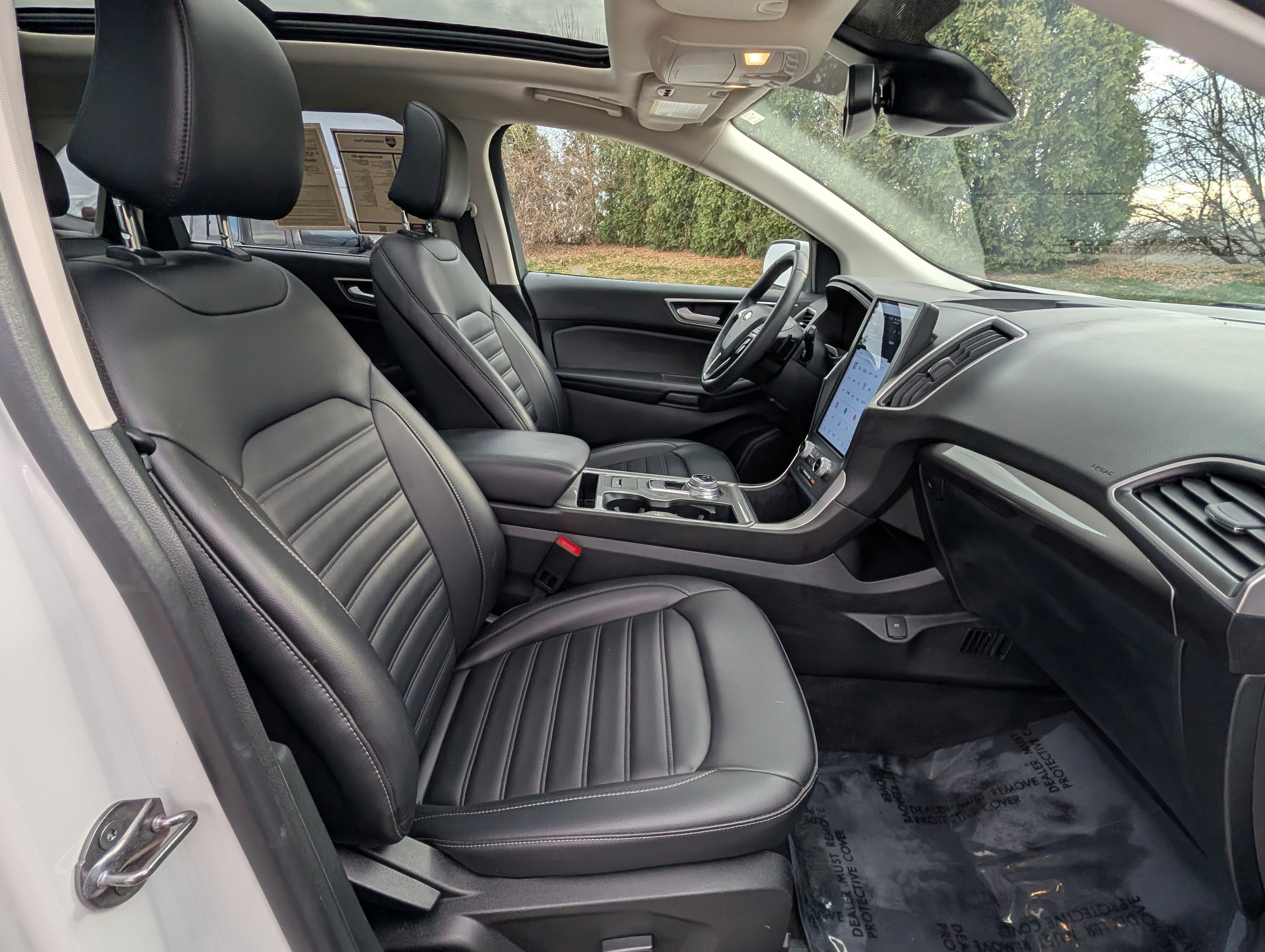 Used 2024 Ford Edge SEL w/ Convenience Package image 12