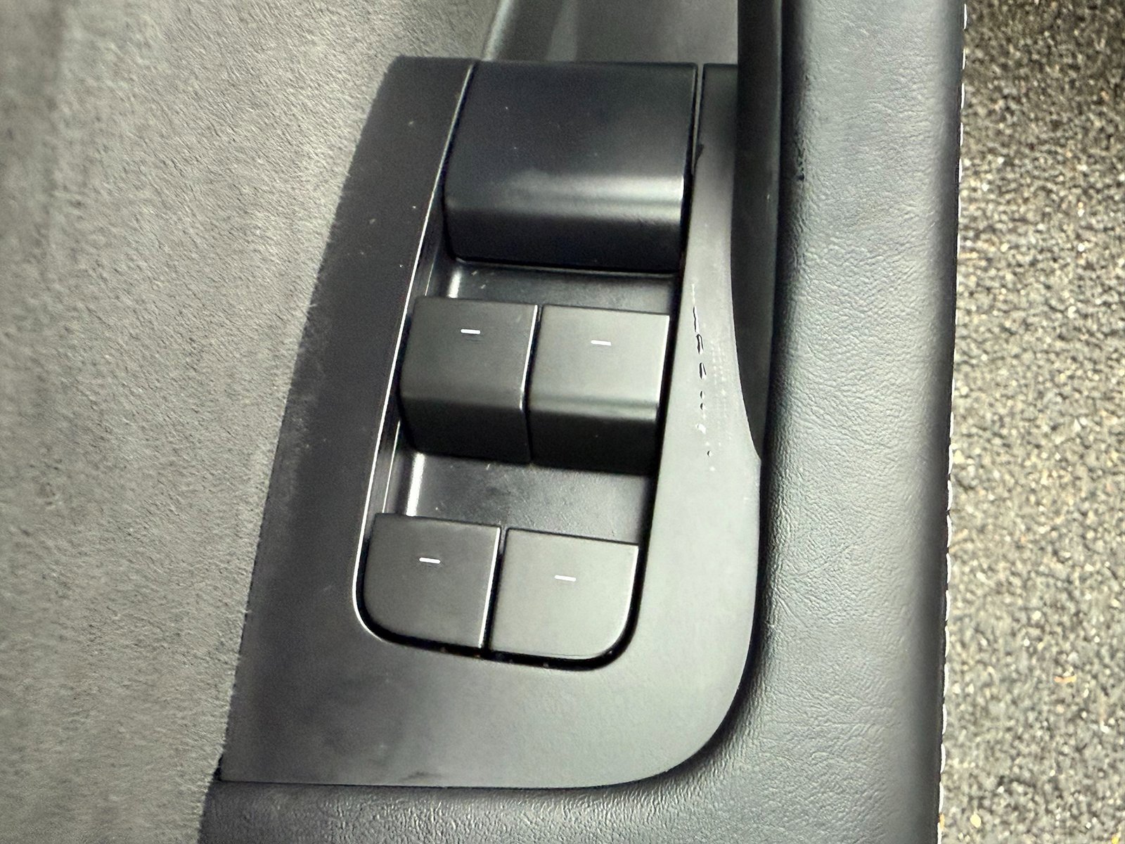 Used 2023 Tesla Model 3 Standard Range image 14