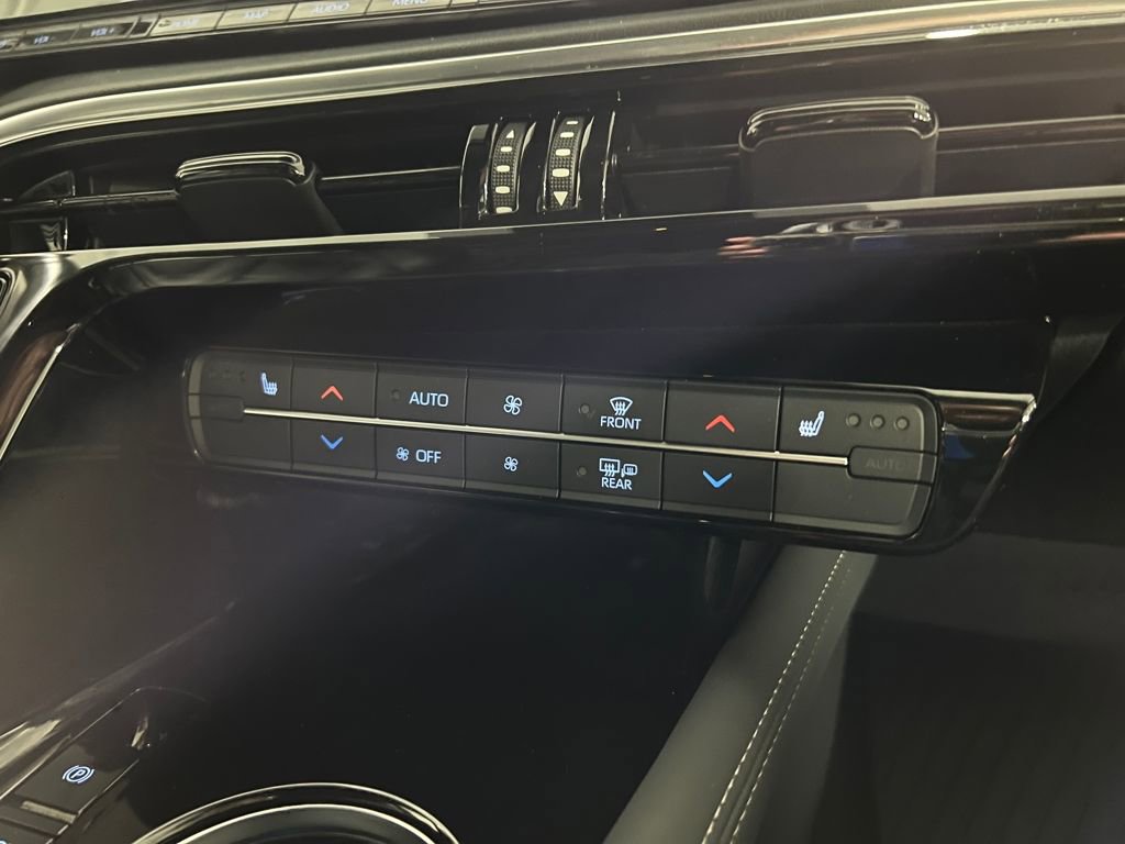 Certified 2022 Toyota Mirai XLE image 29