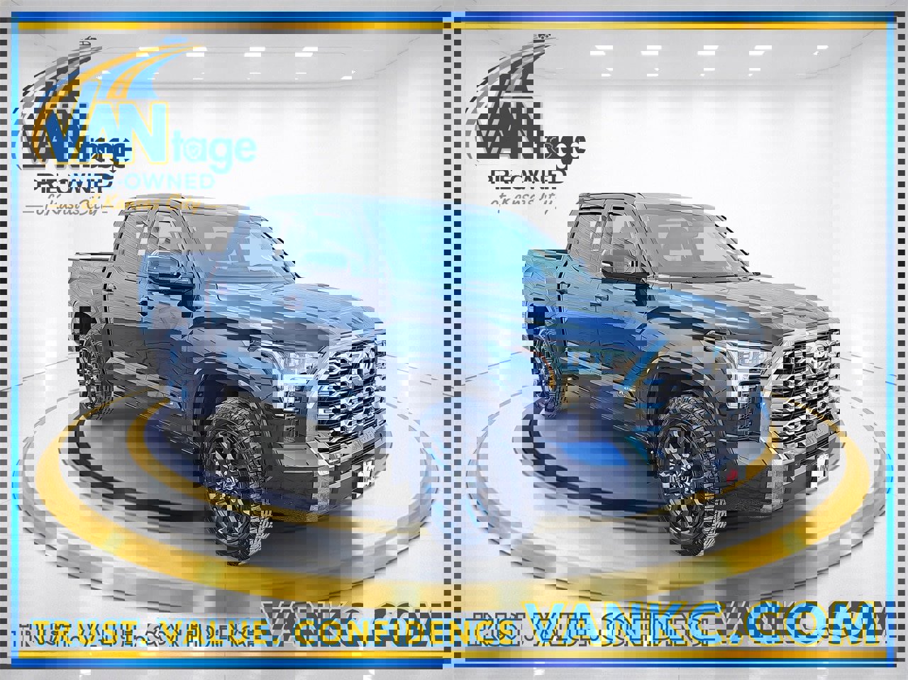 Used 2023 Toyota Tundra Platinum image 3