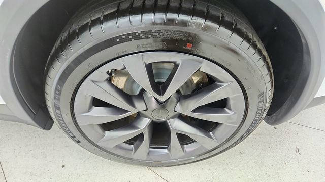 Used 2024 Tesla Model X AWD/4WD image 57