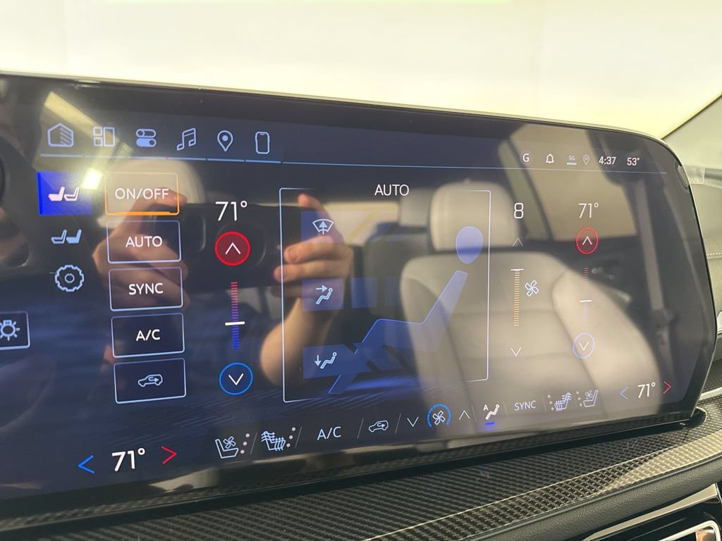 New 2026 Chevrolet Traverse High Country FWD image 23