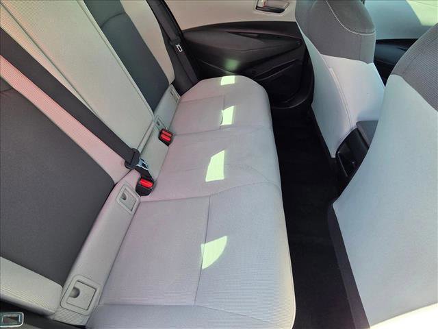 Used 2022 Toyota Corolla LE FWD image 18