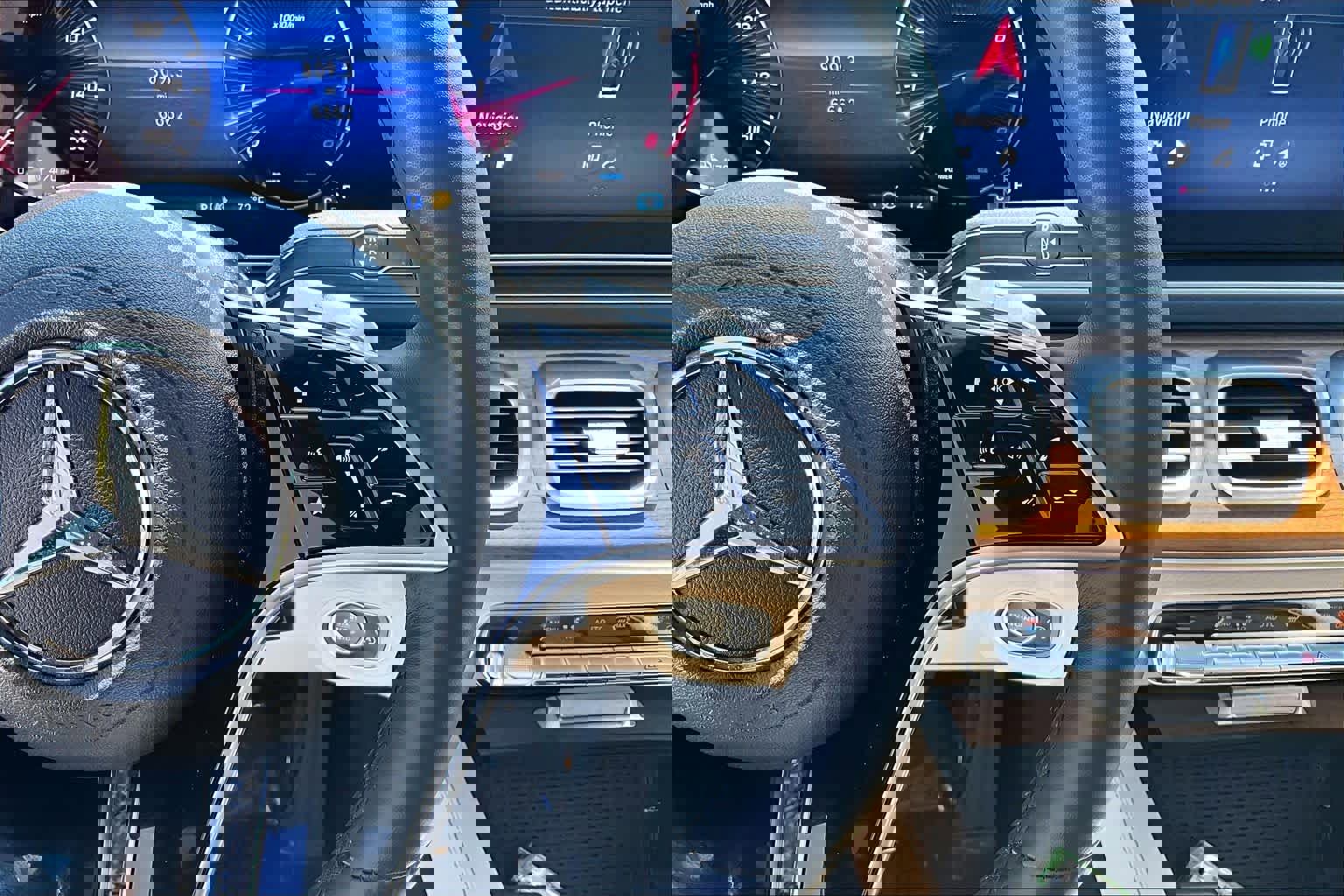 Used 2026 Mercedes-Benz GLE 350 4MATIC image 25