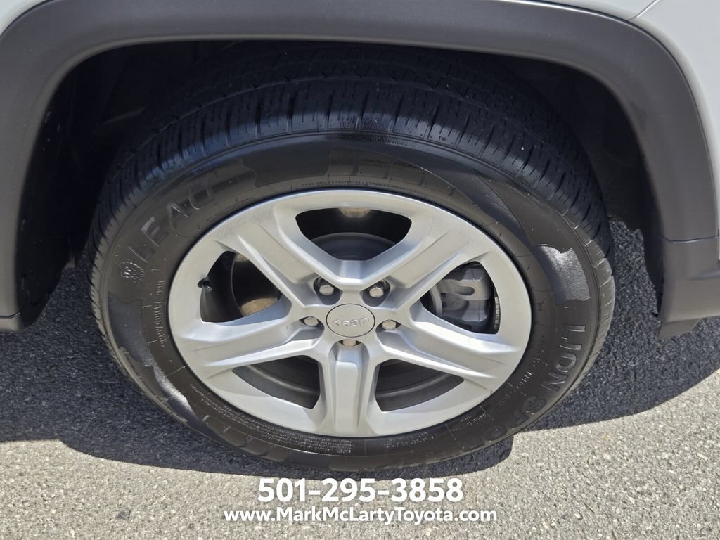 Used 2023 Jeep Compass Sport AWD/4WD image 20