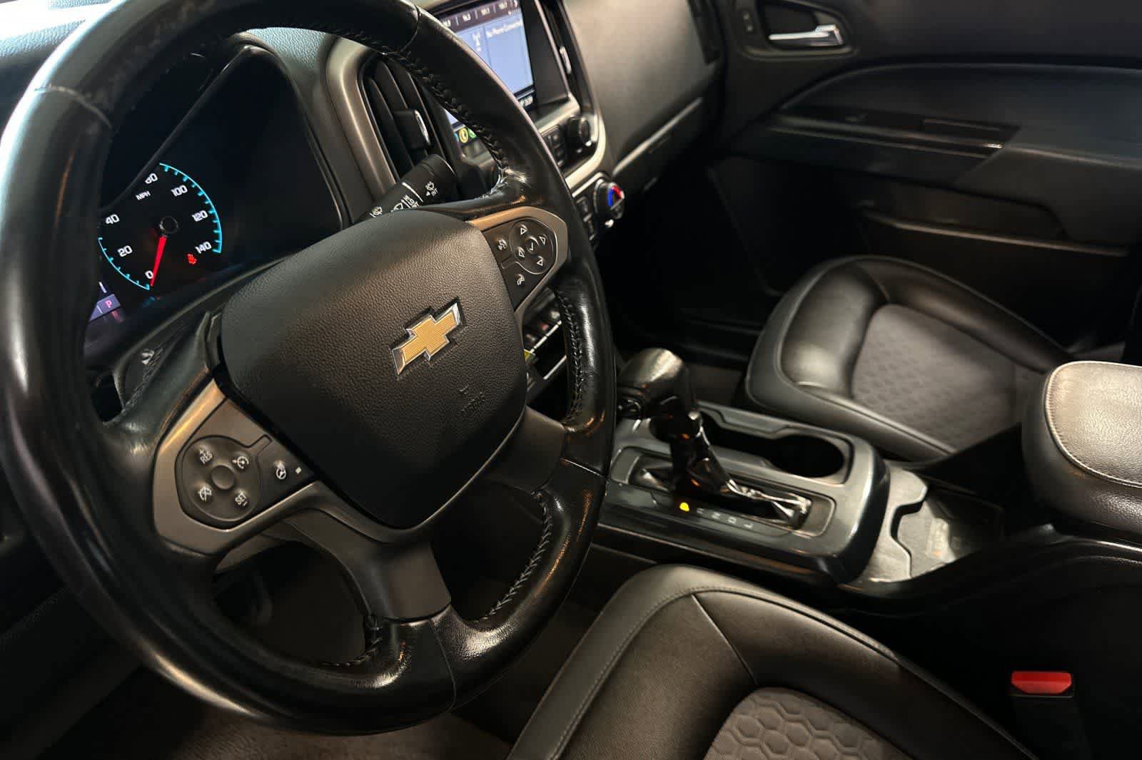 Used 2019 Chevrolet Colorado Z71 RWD image 12