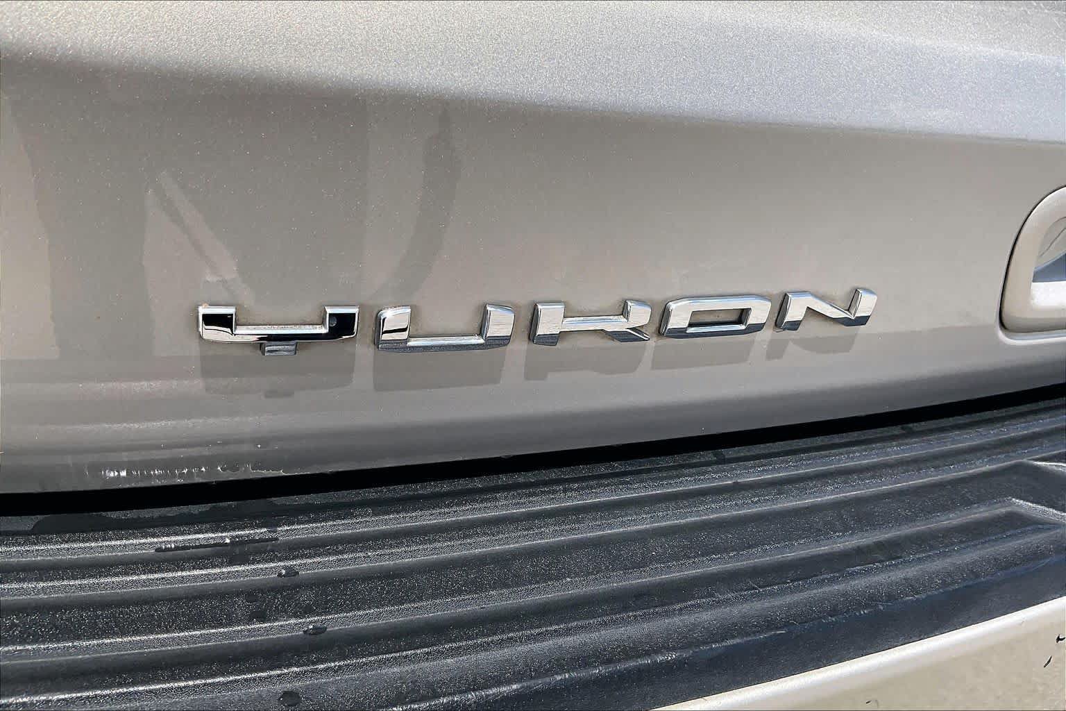 Used 2023 GMC Yukon Denali AWD/4WD image 10