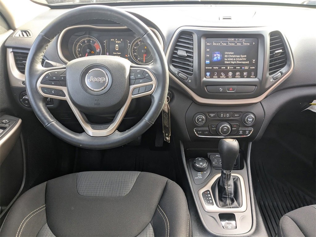 Used 2017 Jeep Cherokee Latitude w/ Safety/Convenience Group image 22