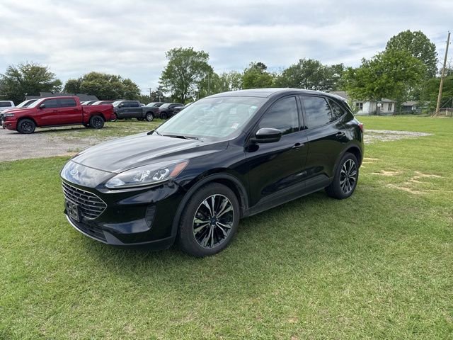 Used 2022 Ford Escape SE w/ SE Sport Appearance Package FWD image 3
