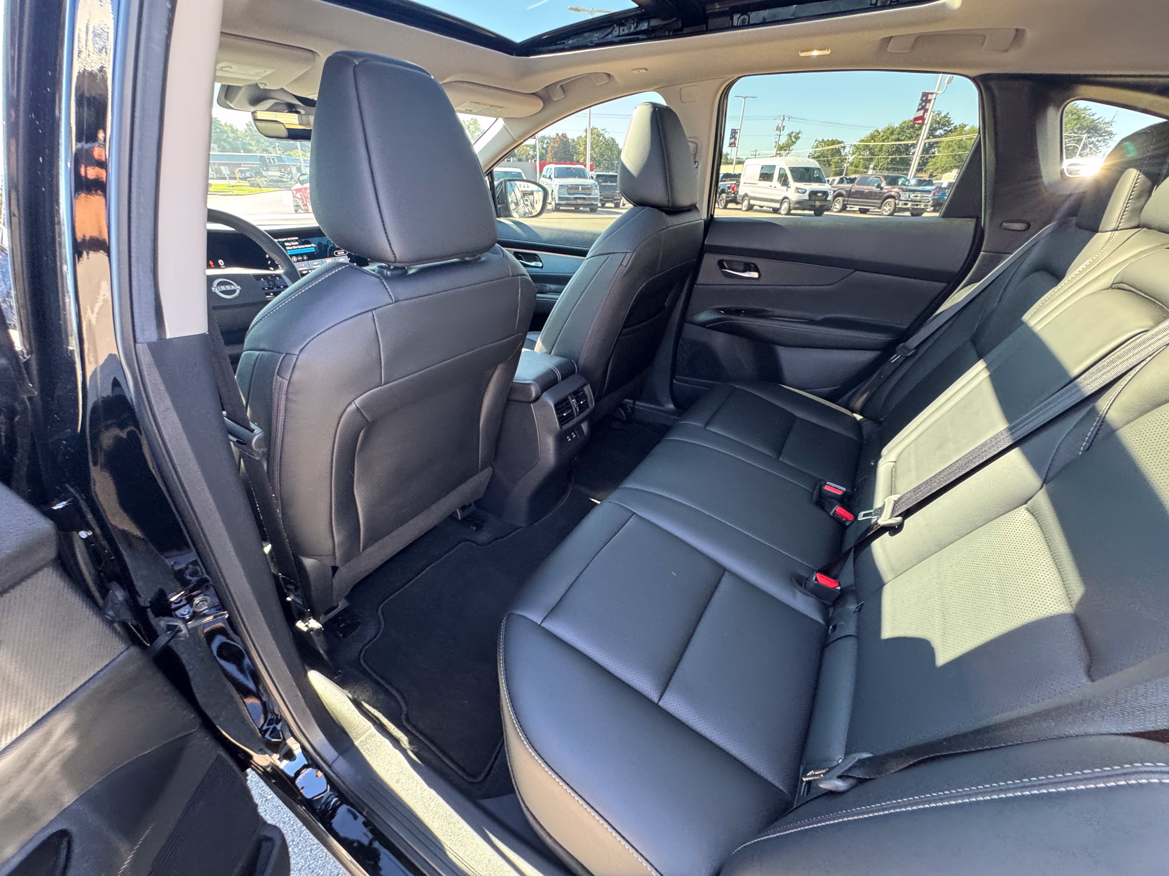 Used 2026 Nissan Murano SL AWD/4WD image 23