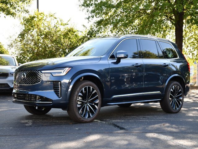 New 2026 Volvo XC90 B5 Plus image 3
