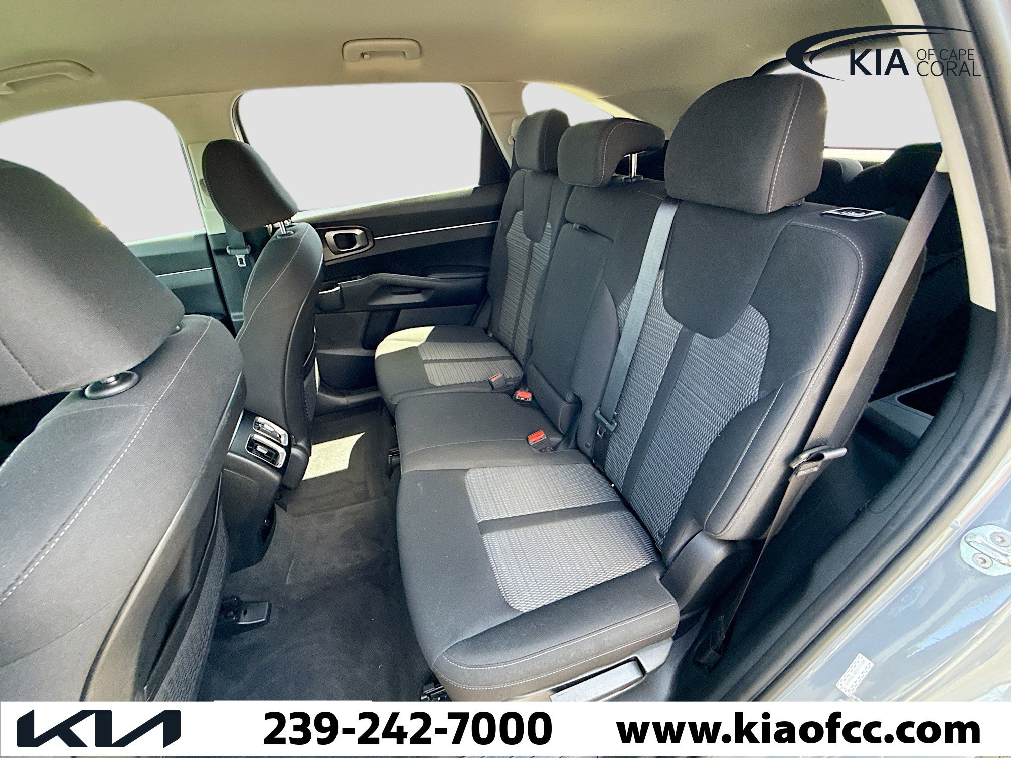 Certified 2023 Kia Sorento LX image 20