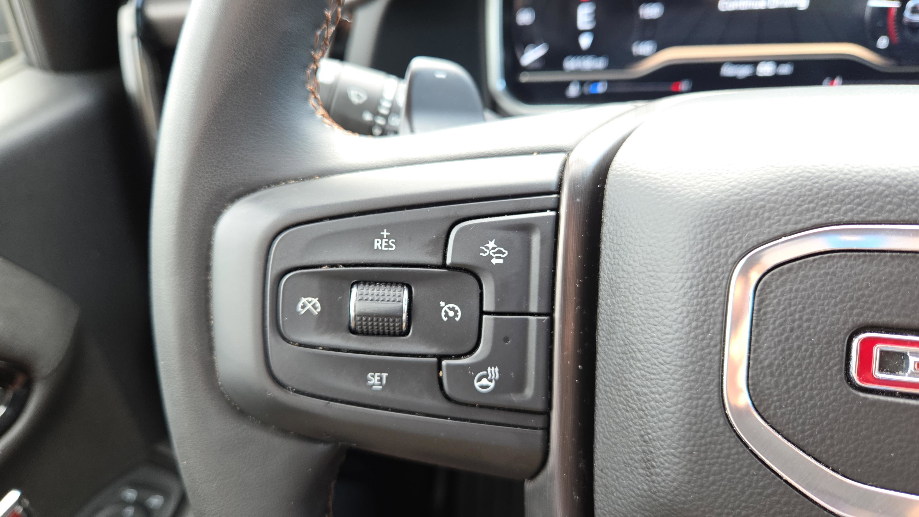 Certified 2024 GMC Sierra 1500 AT4 w/ Technology Package AWD/4WD image 31