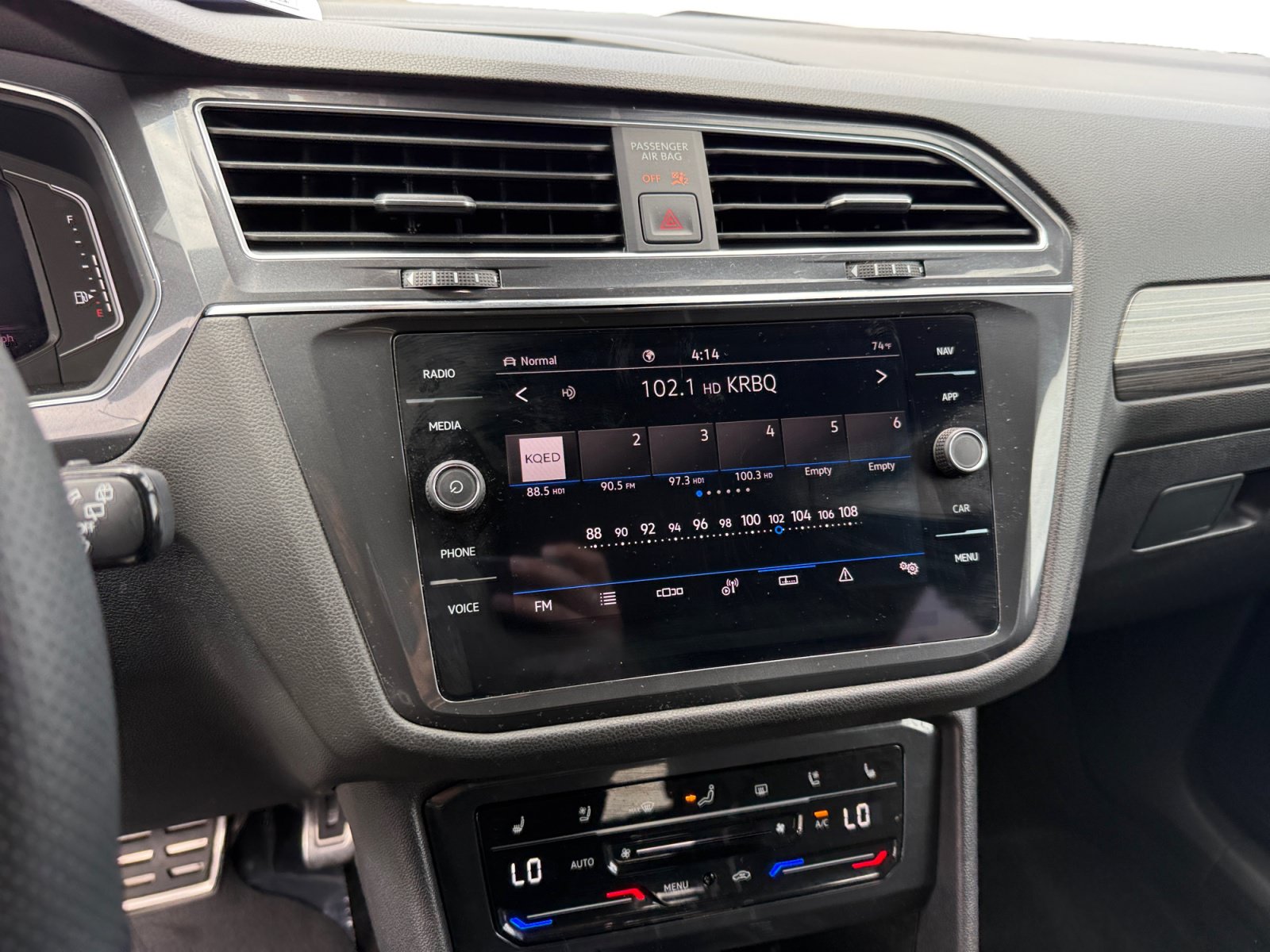 Certified 2023 Volkswagen Tiguan SEL R-Line AWD/4WD image 12