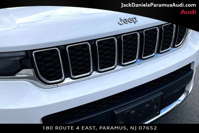 Used 2021 Jeep Grand Cherokee L Limited AWD/4WD image 23