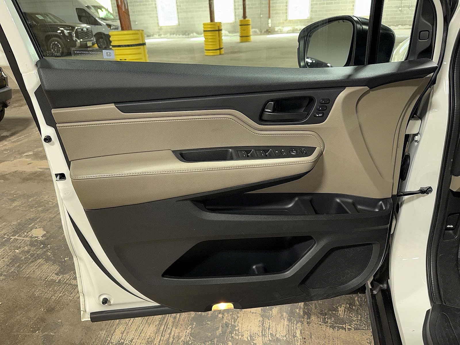 Used 2018 Honda Odyssey EX-L image 32