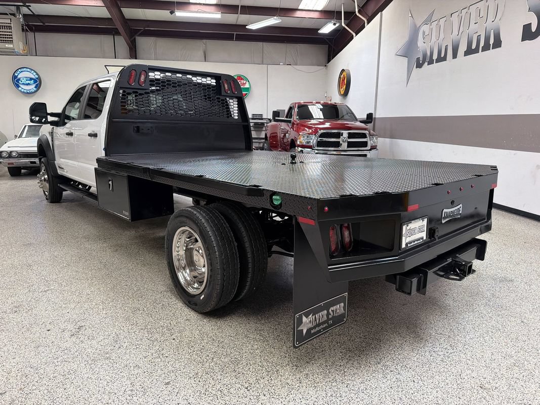 Used 2024 Ford F550 4x4 Crew Cab Super Duty image 5