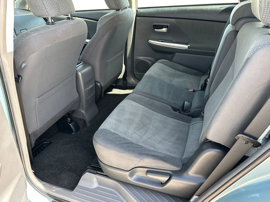 Used 2014 Toyota Prius V Three image 11