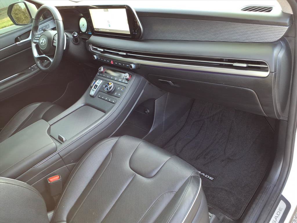 Used 2024 Hyundai Palisade Limited image 18