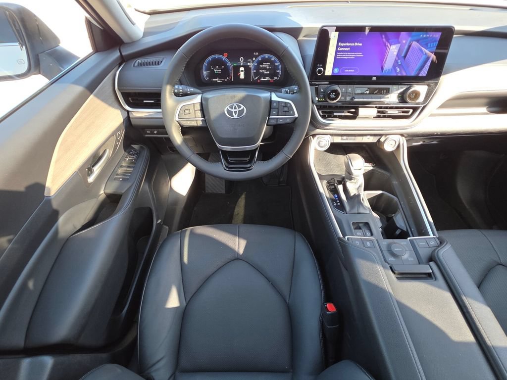 Used 2026 Toyota Grand Highlander AWD image 6