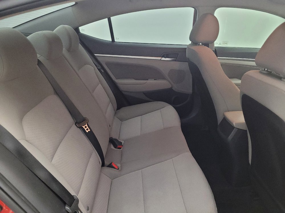 Used 2020 Hyundai Elantra SEL FWD image 19