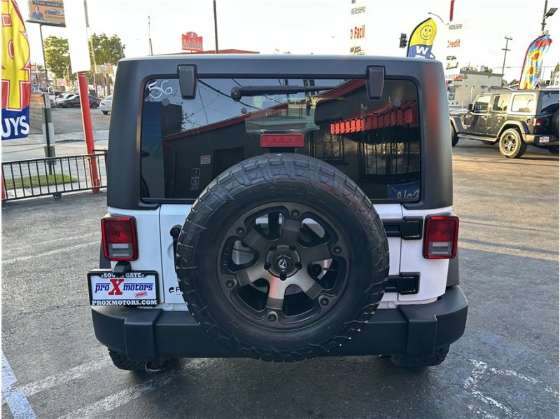 Used 2017 Jeep Wrangler Sport w/ Quick Order Package 24S AWD/4WD image 6