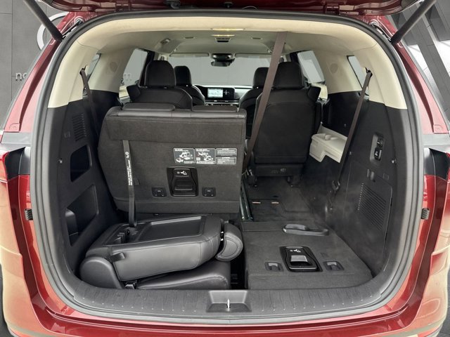 Used 2024 Kia Carnival SX image 21