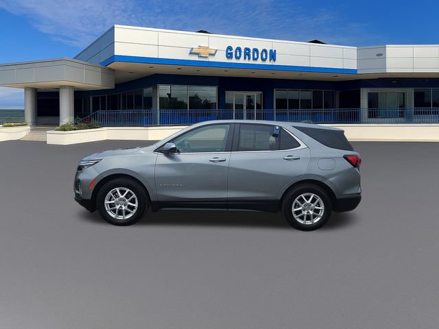 Used 2024 Chevrolet Equinox LT FWD image 2