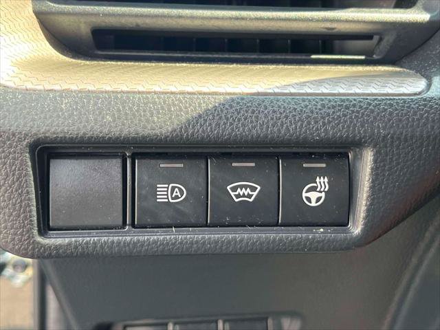 Certified 2024 Toyota Prius XLE AWD/4WD image 21
