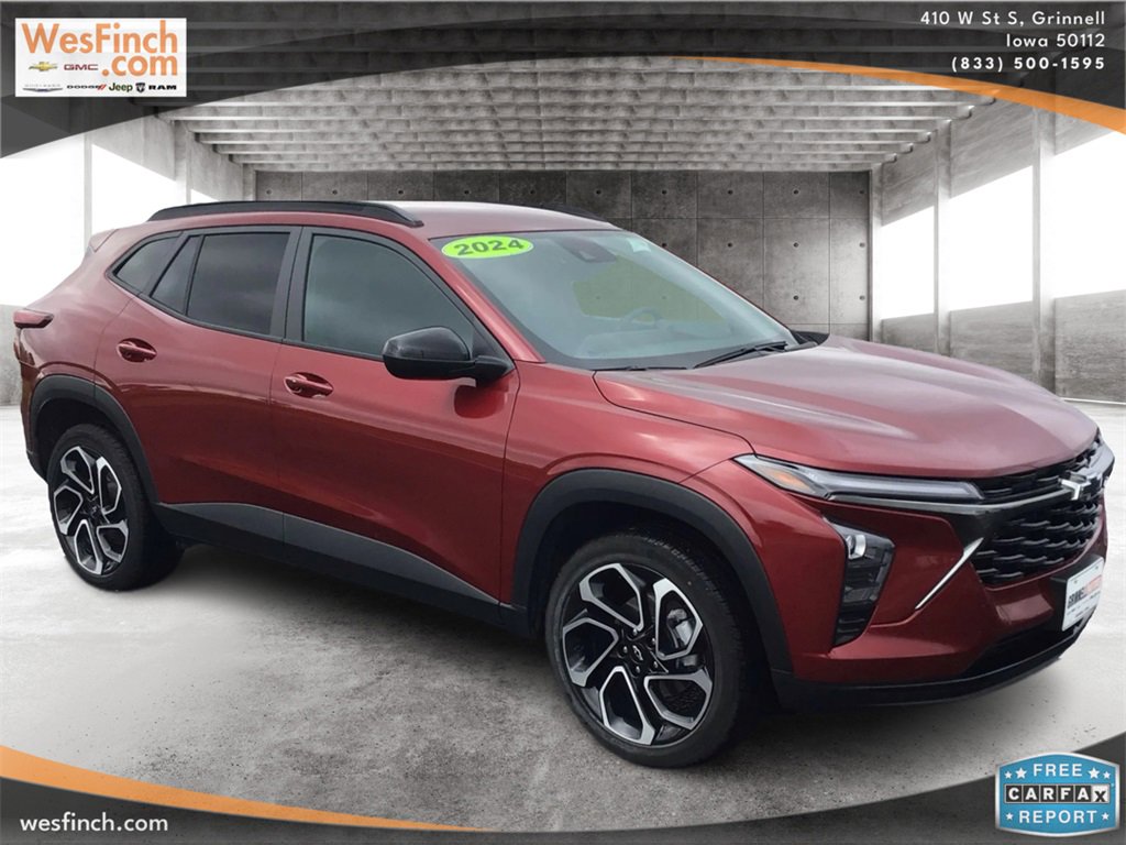 Used 2024 Chevrolet Trax RS image 3