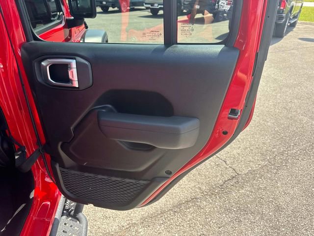 Used 2024 Jeep Wrangler Sport S image 21