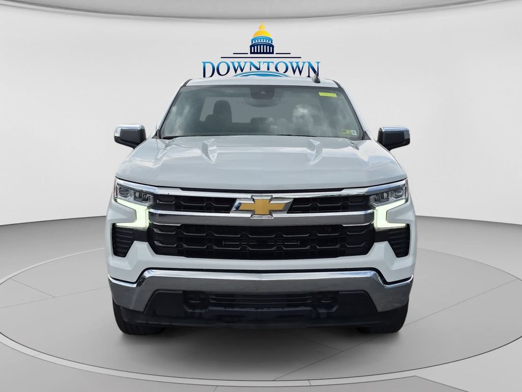 Used 2025 Chevrolet Silverado 1500 LT AWD/4WD image 8